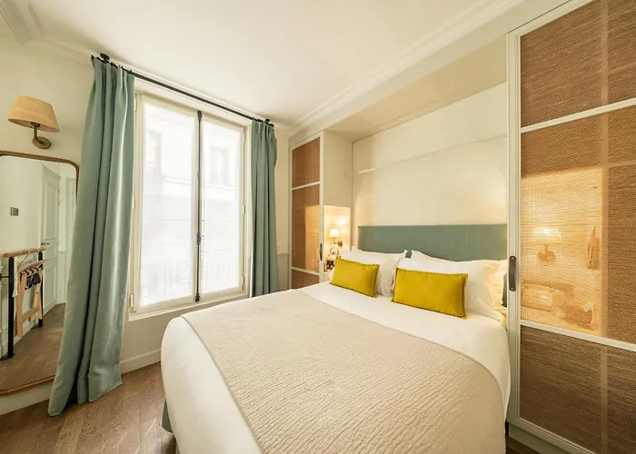 Hoy Paris - Yoga Hotel