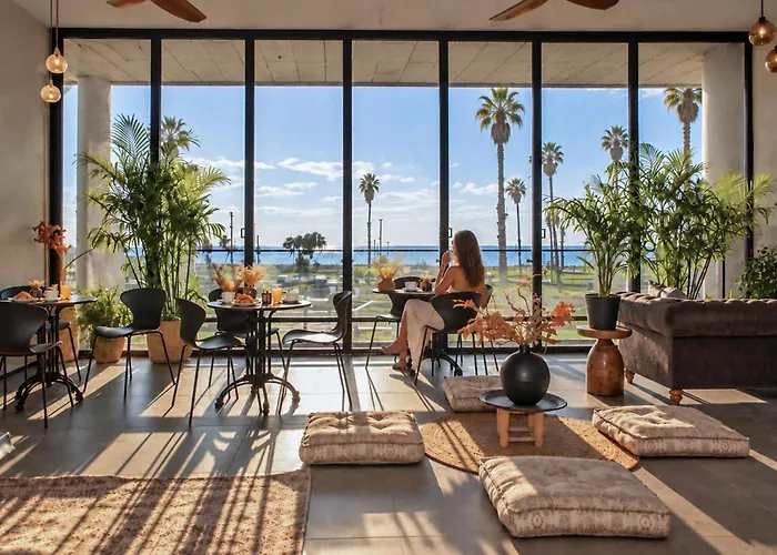 Wom Beach Pod Hotel -By Wom Pod Chain