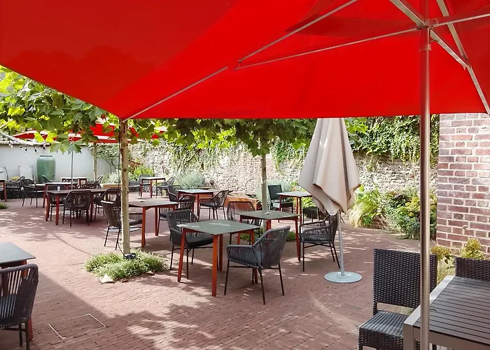 Logis Les Hauts de Montreuil / Le Patio