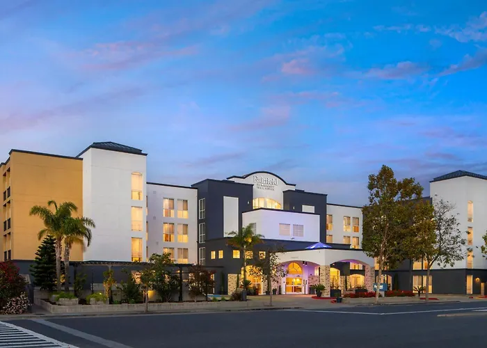 Fairfield Inn & Suites By Marriott San Francisco Airport