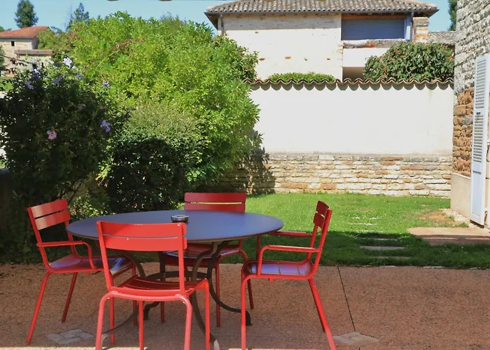 Hotel-Restaurant Le Chateau De Besseuil, Macon Nord - Teritoria