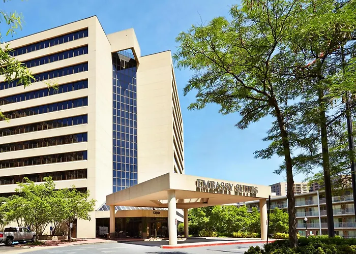 Embassy Suites By Hilton Crystal City National Airport