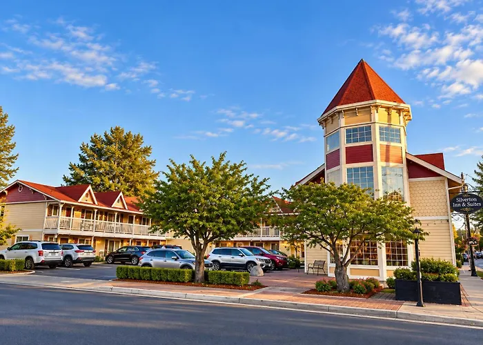 Silverton Inn & Suites