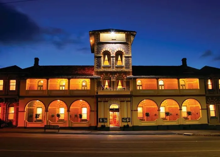 Vue Grand Hotel