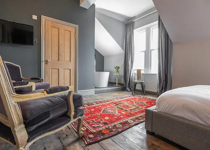 St Valery Boutique Bed + Breakfast