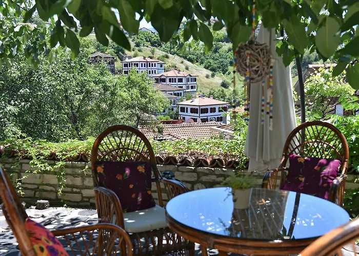 Dadibra Konak