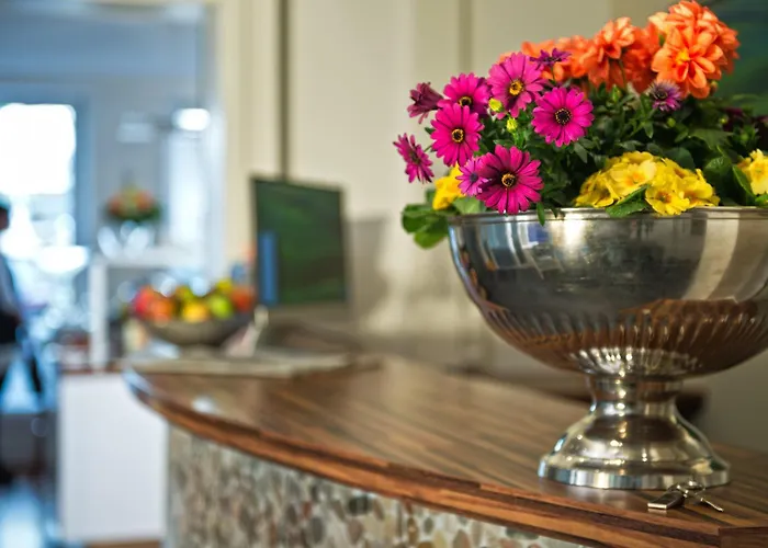 Town Hotel Wiesbaden - Kleines Privathotel In Bestlage