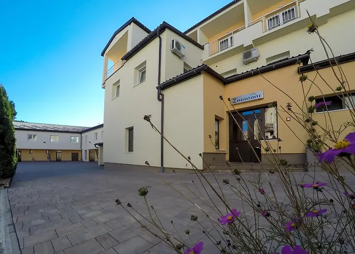 Hotel Zvonimir