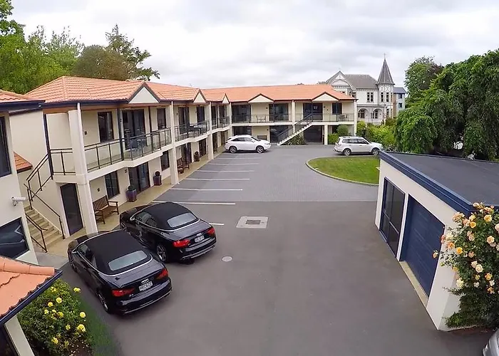 Randolph Motel Apartments
