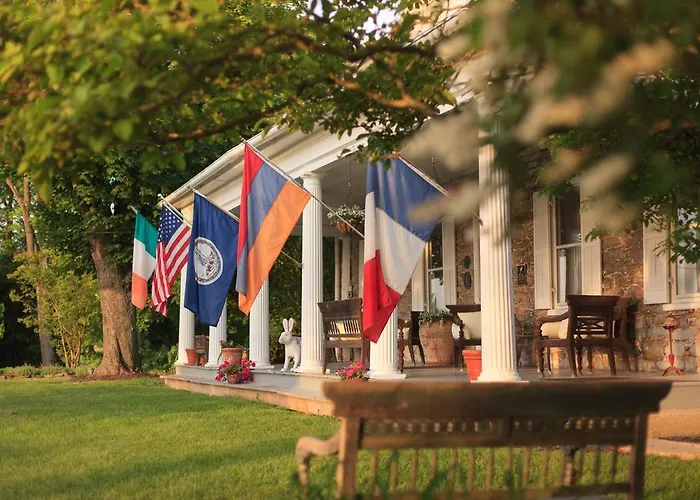 L'Auberge Provencale Inn & Restaurant