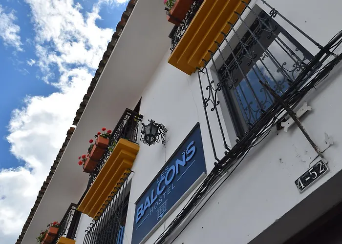 Les Balcons Hostel
