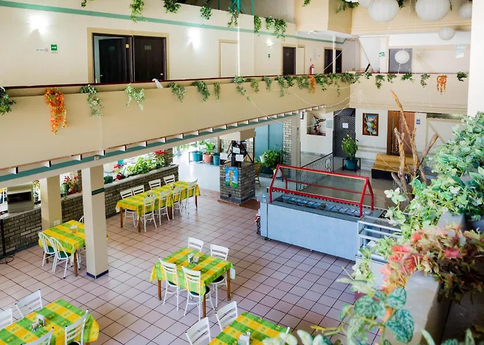 Hotel Raldos Inn