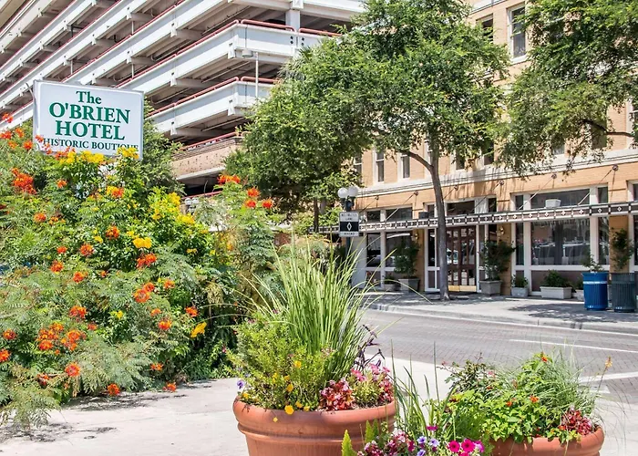 O'Brien Riverwalk Boutique Hotel