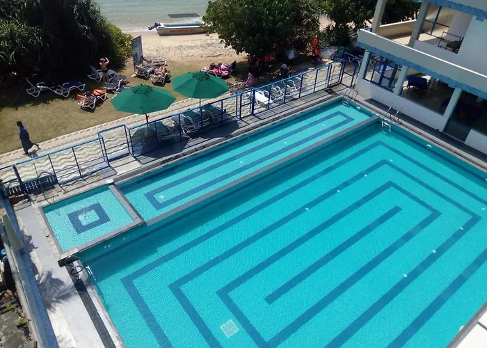 Paradise Beach Resort & Diving School