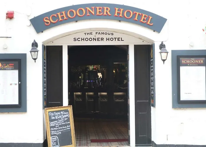Schooner Hotel