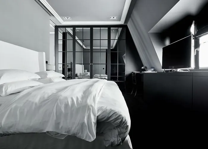 Hotel Odette En Ville Ixelles