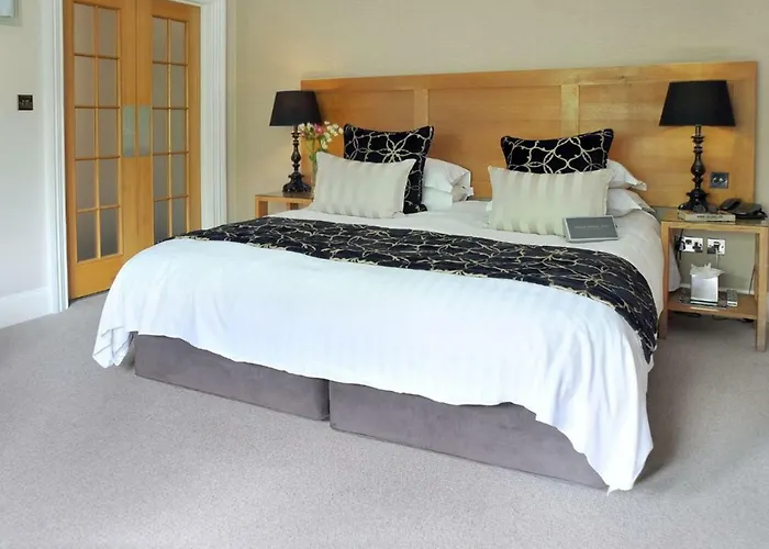 St Elizabeth'S House Hotel Plymouth