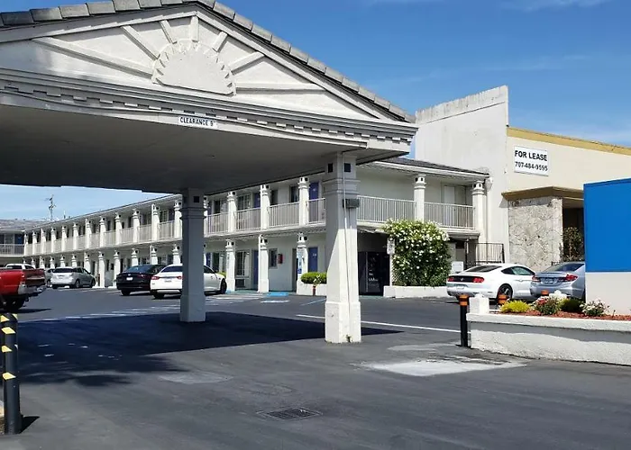 Bermuda Palms Hotel