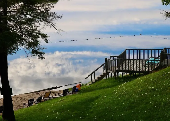 Sunny Point Resort
