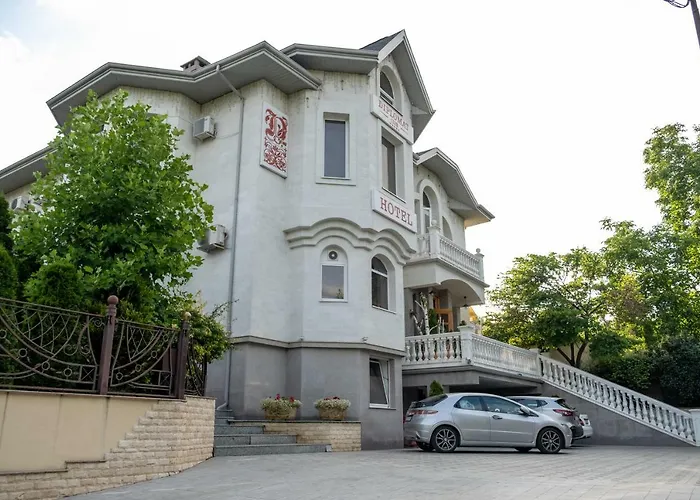 Diplomat Club Hotel Kischinau