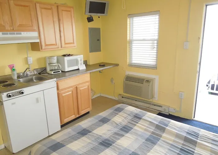 Sifting Sands Motel
