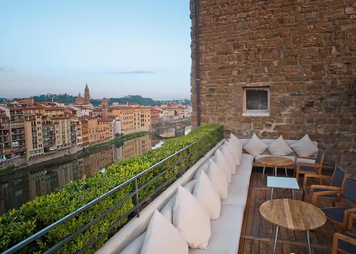 Hotel Continentale - Lungarno Collection Florencia