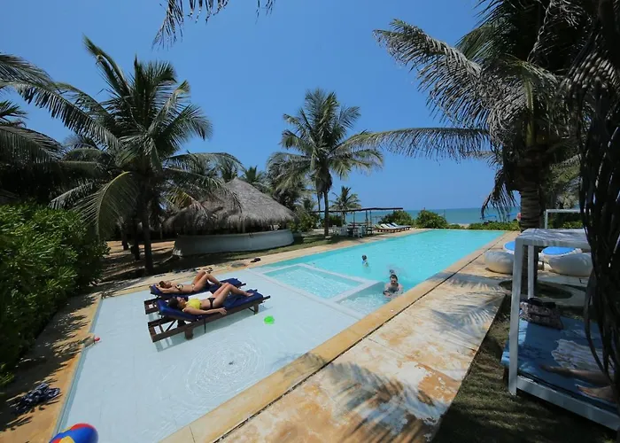 Dolphin Beach Resort Kalpitiya