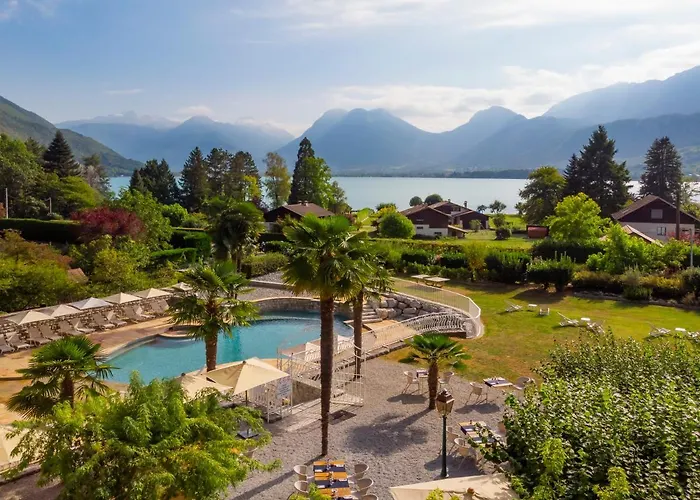 Hotel Les Grillons